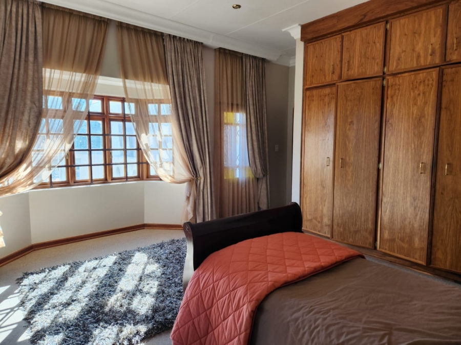 4 Bedroom Property for Sale in Wilkoppies North West
